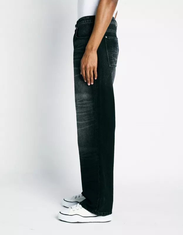 Initial Stitched Jeans - Washed Black